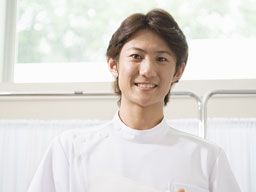 介護職に就くにはパート？正社員？