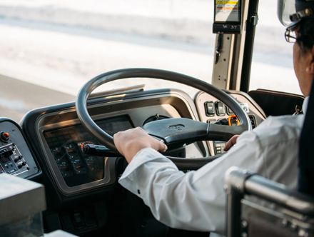 トラック運転手の求人募集|運転免許の種類は?