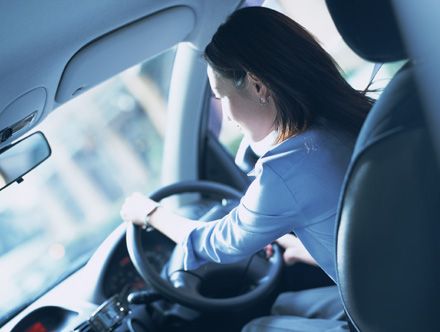 女性ドライバーの転職や求人応募に役立つ情報を解説！仕事内容や働くメリット