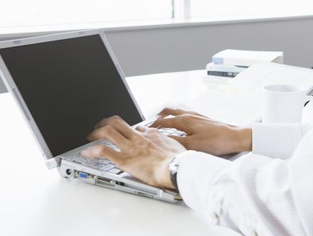 IoTとは?意味・技術の活用事例を簡単に解説