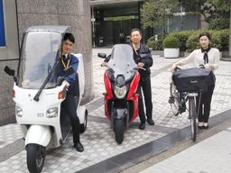 ロイストレーディング株式会社 ロイストレーディング株式会社