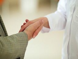 株式会社 トラストグロース 九州支社 株式会社 トラストグロース 九州支社