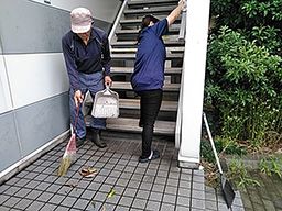 株式会社 J-TOP 株式会社 J-TOP