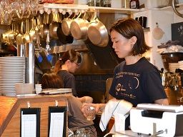 Cafe Bleu/Kitchen Cero/煮炊屋金菜/la maison du 一升 vin Cafe Bleu/Kitchen Cero/煮炊屋金菜/la maison du 一升 vin