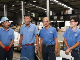新潟運輸株式会社 新潟運輸株式会社