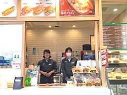 中日本ハイウェイ・リテール横浜 株式会社 石川PA下り 中日本ハイウェイ・リテール横浜 株式会社 石川PA下り