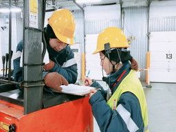 有限会社 シュライン物流 有限会社 シュライン物流