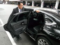 MKタクシー/エムケイ株式会社 MKタクシー/エムケイ株式会社