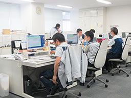 F-LINE 株式会社 F-LINE 株式会社