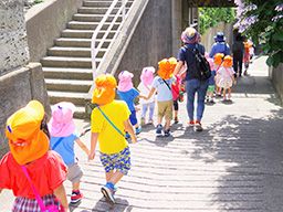 社会福祉法人エリザベス・サンダース・ホーム 幼保連携型認定こども園 あおばと 社会福祉法人エリザベス・サンダース・ホーム 幼保連携型認定こども園 あおばと