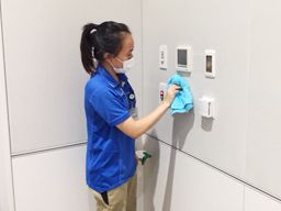 横浜市西区 ひげ ネイル ピアスokのバイト アルバイト パート求人情報 クリエイトバイト