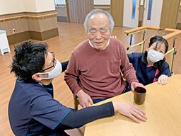 社会福祉法人 柏章会 特別養護老人ホーム こころの里 社会福祉法人 柏章会 特別養護老人ホーム こころの里