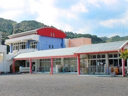 社会福祉法人山の家福祉会 金谷中央保育園 社会福祉法人山の家福祉会 金谷中央保育園