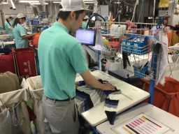 株式会社 白洋舎 東京支店 ■東証一部上場企業/資本金24億1千万円 株式会社 白洋舎 東京支店 ■東証一部上場企業/資本金24億1千万円