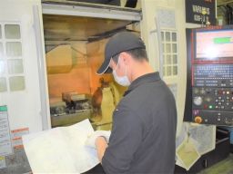 株式会社アオキシンテック 株式会社アオキシンテック