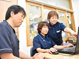 医療法人社団 佑樹会 介護老人保健施設 ひまわりの里 医療法人社団 佑樹会 介護老人保健施設 ひまわりの里