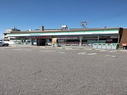 ファミリーマート 豊田高岡本町店 ファミリーマート 豊田高岡本町店