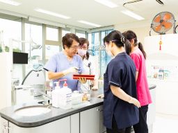 医療法人愛聖会 横須賀歯科医院 医療法人愛聖会 横須賀歯科医院