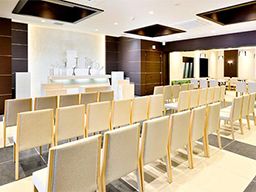 株式会社イズミヤ 株式会社イズミヤ
