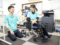 やしのきリハビリ訪問看護ステーション やしのきリハビリ訪問看護ステーション
