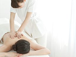 Three Arrows Co.,Ltd. Re整体SALON Three Arrows Co.,Ltd. Re整体SALON