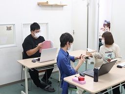 株式会社gift(ハッピーテラスFC運営会社) 株式会社gift(ハッピーテラスFC運営会社)