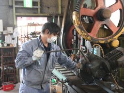 不二シート軽工業株式会社 不二シート軽工業株式会社