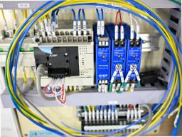 有限会社下鳥電機 有限会社下鳥電機