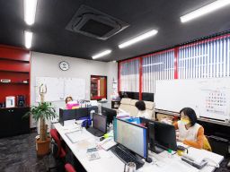 株式会社 山建 株式会社 山建