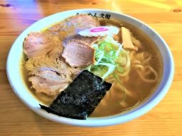 青竹手打ちらーめん弐現 青竹手打ちらーめん弐現