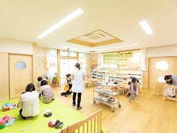 千葉県こども病院内 どんぐり保育園(運営:株式会社アンフィニ 千葉支店) 千葉県こども病院内 どんぐり保育園(運営:株式会社アンフィニ 千葉支店)