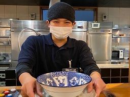 鶴亀堂 春日井店 鶴亀堂 春日井店