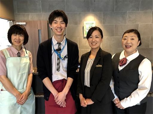 株式会社 チャーム・ケア・コーポレーション 株式会社 チャーム・ケア・コーポレーション