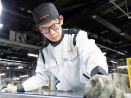 株式会社オカムラ 中井工場 株式会社オカムラ 中井工場
