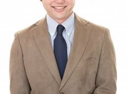 株式会社 K・R・C