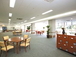 介護老人保健施設 よみうりランドケアセンター 介護老人保健施設 よみうりランドケアセンター