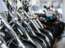株式会社バイク王&カンパニー 株式会社バイク王&カンパニー