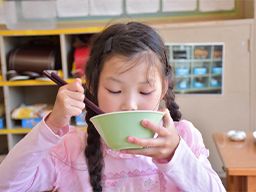 都南給食センター ■HACCP高度化基準認定工場 都南給食センター ■HACCP高度化基準認定工場