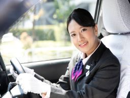 国際自動車株式会社 国際自動車株式会社