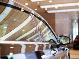 国際自動車株式会社 国際自動車株式会社