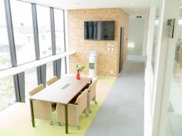 SALIRE GROUP(サリーレグループ) SALIRE GROUP(サリーレグループ)