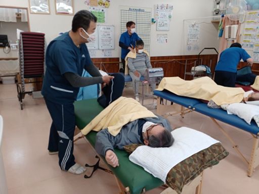 機能訓練型デイサービス ゆうのサラトレセンター 機能訓練型デイサービス ゆうのサラトレセンター