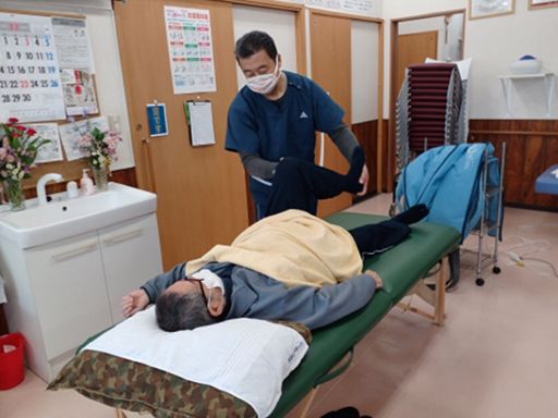 機能訓練型デイサービス ゆうのサラトレセンター