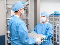 株式会社 エフエスユニマネジメント <千葉大学医学部附属病院> 株式会社 エフエスユニマネジメント <千葉大学医学部附属病院>