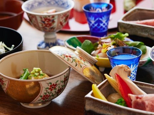 ONSEN RYOKAN 山喜 ONSEN RYOKAN 山喜