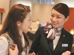 アルモントホテル京都/【ホテルのフロントスタッフ】未経験歓迎◆女性活躍中