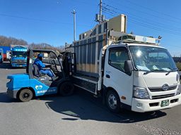青伸産業運輸　株式会社