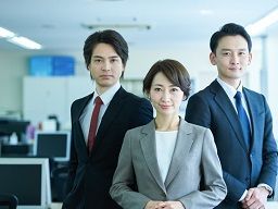 株式会社 クリエイト・マンパワーサービス