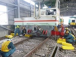 共立建設株式会社/【鉄道路線の軌道工】未経験歓迎◆経験者優遇◆女性活躍中