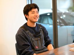 株式会社BONDS ロータス茨城・ガレージルーフ